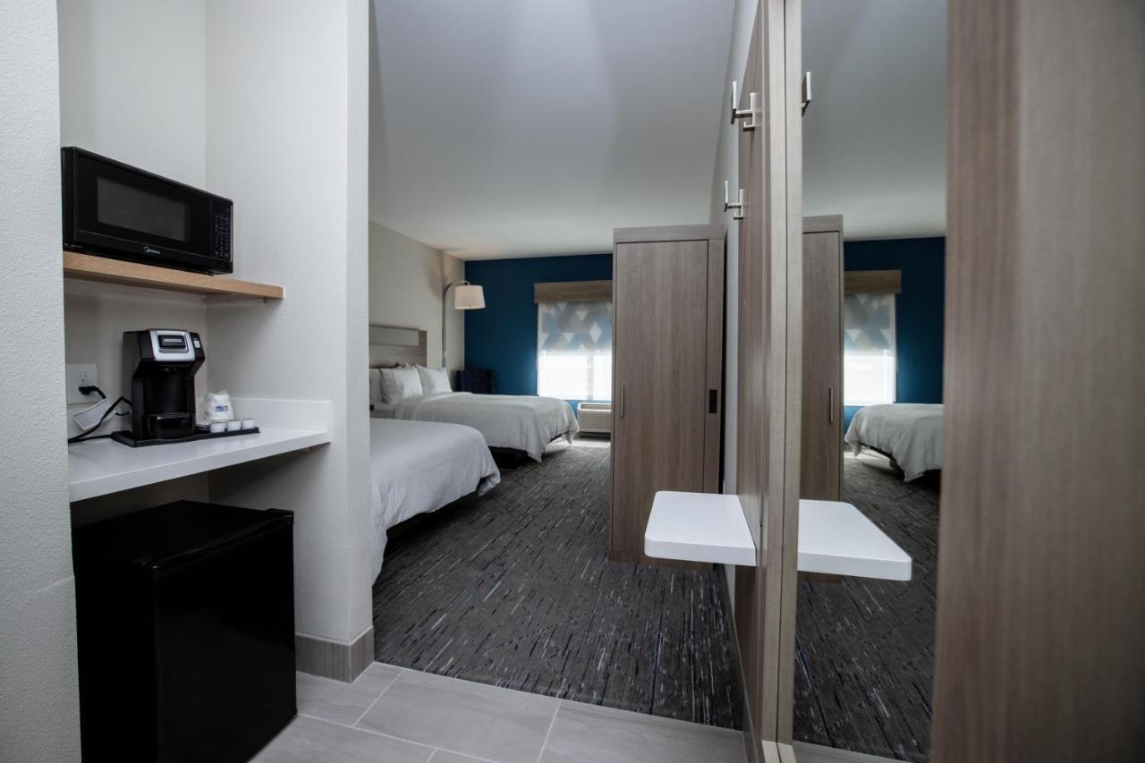 Holiday Inn Express & Suites Tampa Stadium - Airport Area By Ihg エクステリア 写真