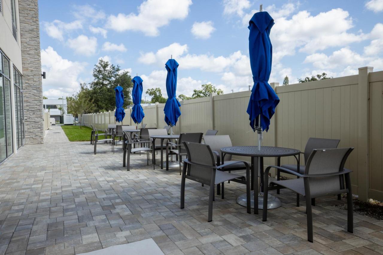 Holiday Inn Express & Suites Tampa Stadium - Airport Area By Ihg エクステリア 写真