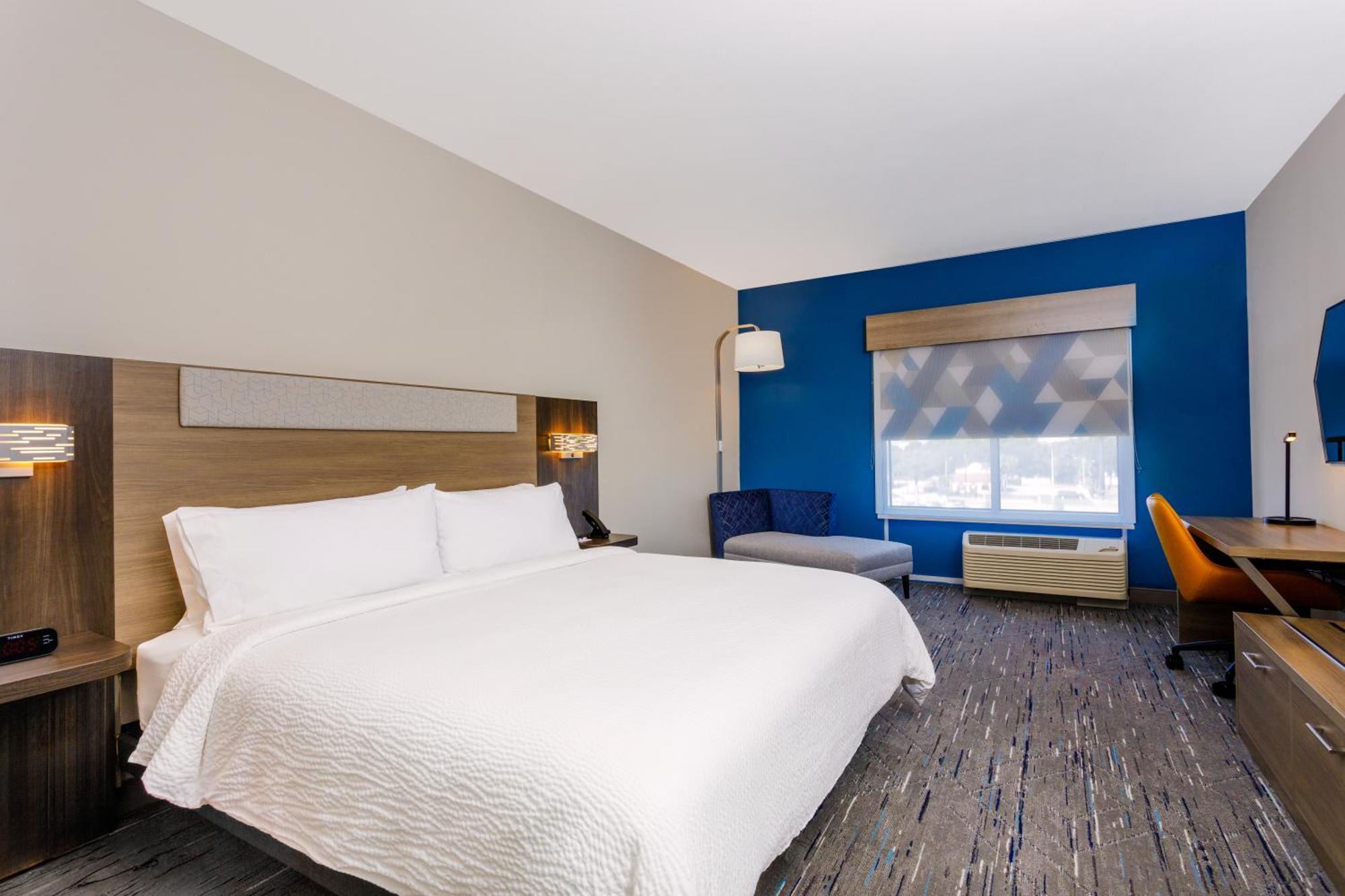 Holiday Inn Express & Suites Tampa Stadium - Airport Area By Ihg エクステリア 写真