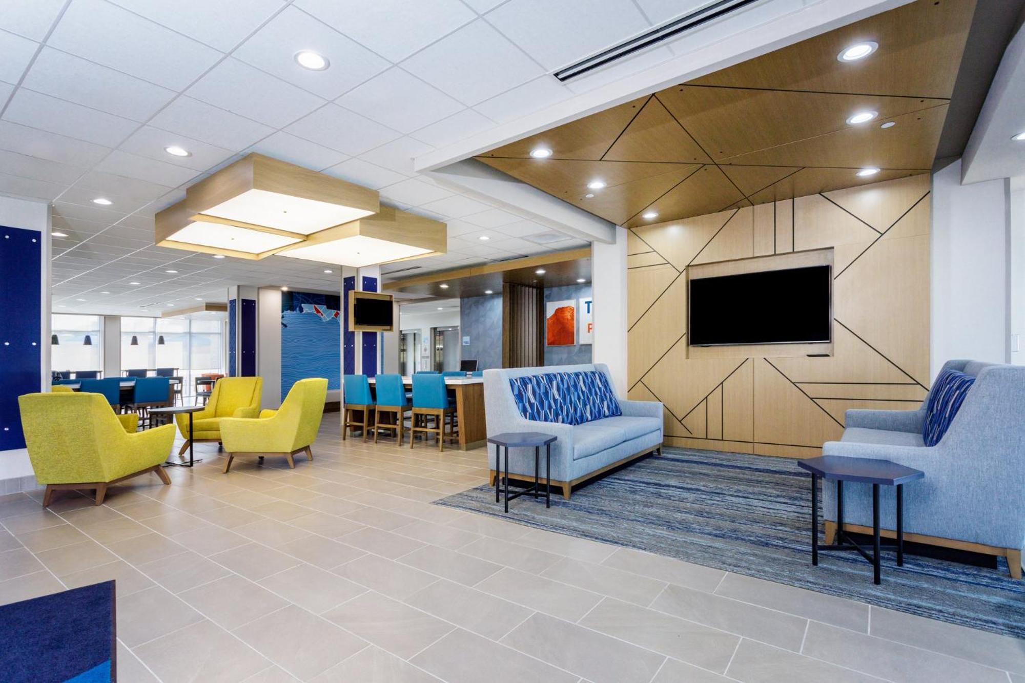 Holiday Inn Express & Suites Tampa Stadium - Airport Area By Ihg エクステリア 写真